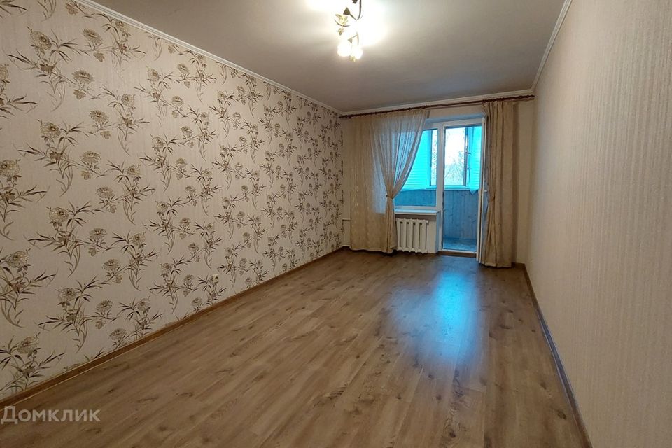 Продаётся 4-комнатная квартира, 110 м²