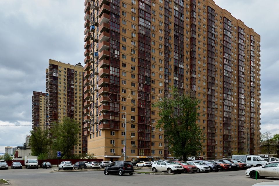 Продаётся 1-комнатная квартира, 39.8 м²