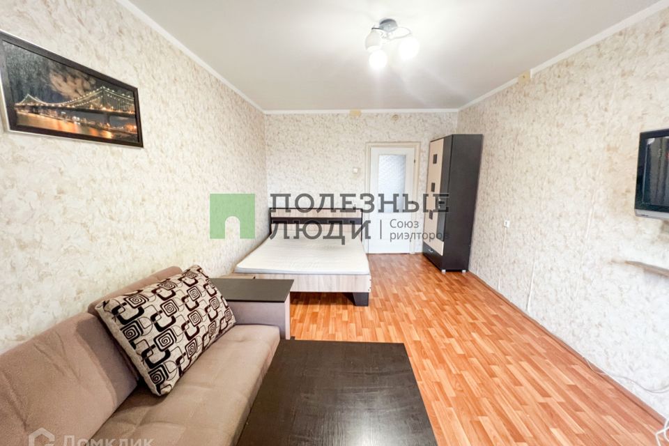 Продаётся 1-комнатная квартира, 40.3 м²