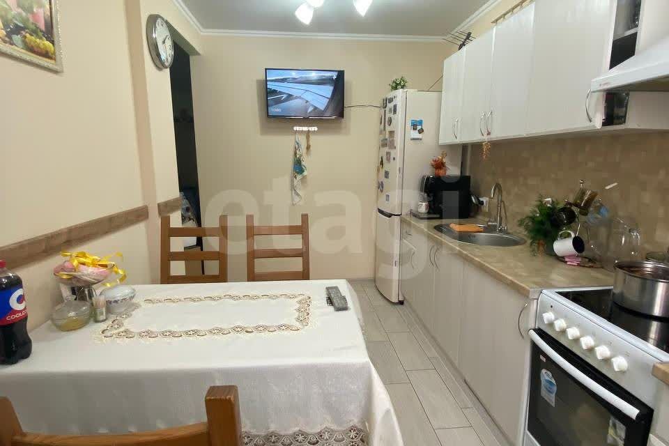 Продаётся 2-комнатная квартира, 56 м²