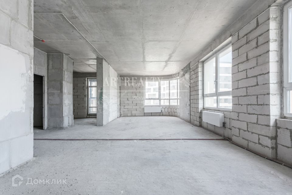 Продаётся 3-комнатная квартира, 82 м²