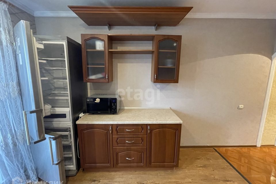 Сдаётся 2-комнатная квартира, 74 м²