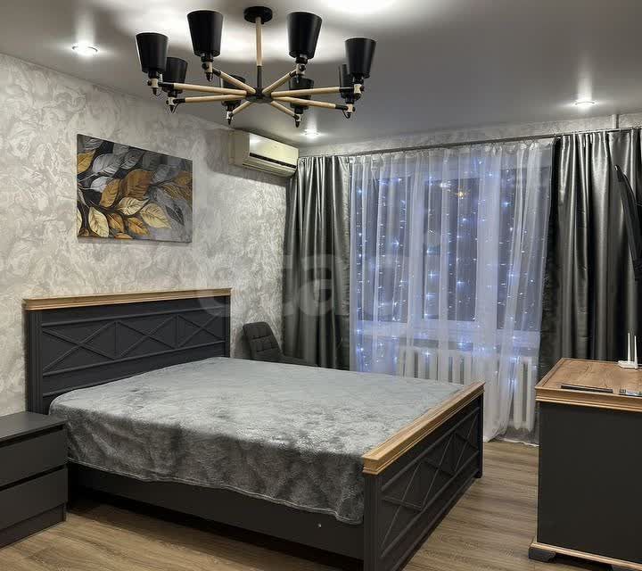 Продаётся 1-комнатная квартира, 37.8 м²