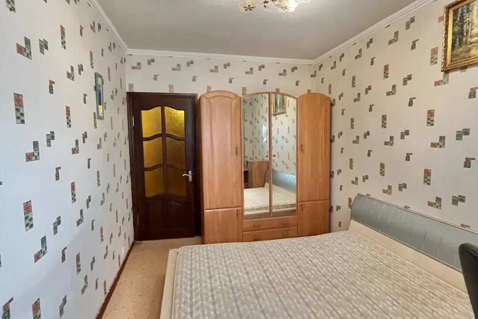 Продаётся 3-комнатная квартира, 70 м²