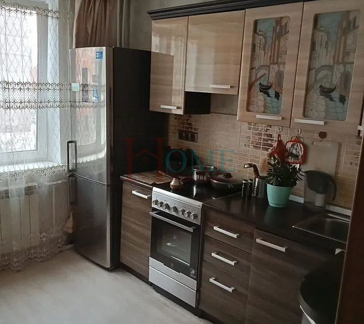 Сдаётся 1-комнатная квартира, 40 м²