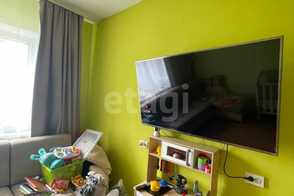 Продаётся 2-комнатная квартира, 55.6 м²