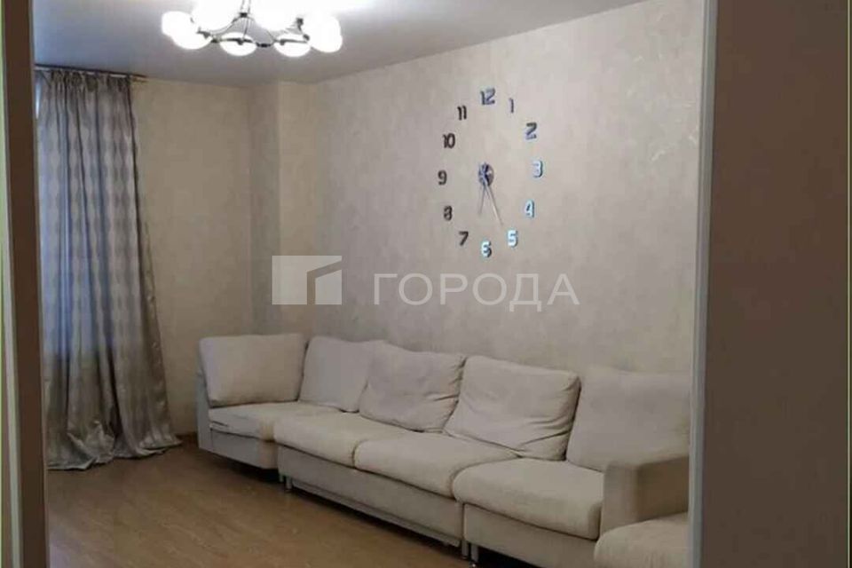 Сдаётся 2-комнатная квартира, 65 м²