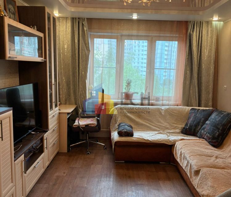 Продаётся 4-комнатная квартира, 77.6 м²