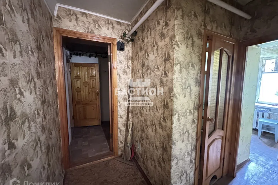 Продаётся 3-комнатная квартира, 43.3 м²