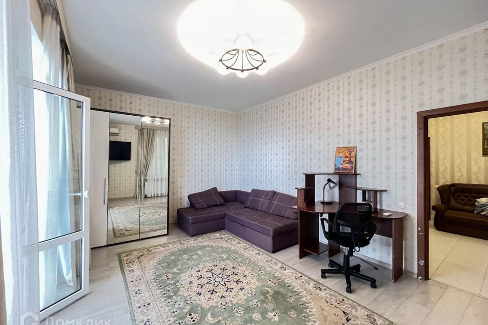 Продаётся 2-комнатная квартира, 109 м²