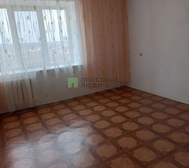 Продаётся 1-комнатная квартира, 42 м²