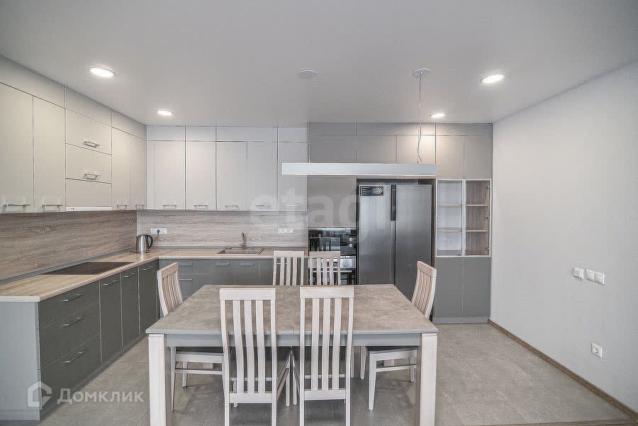 Сдаётся 1-комнатная квартира, 74 м²