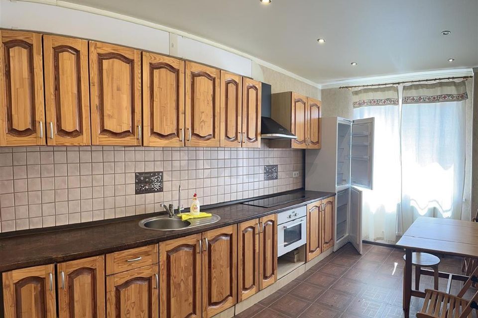 Продаётся 1-комнатная квартира, 43 м²