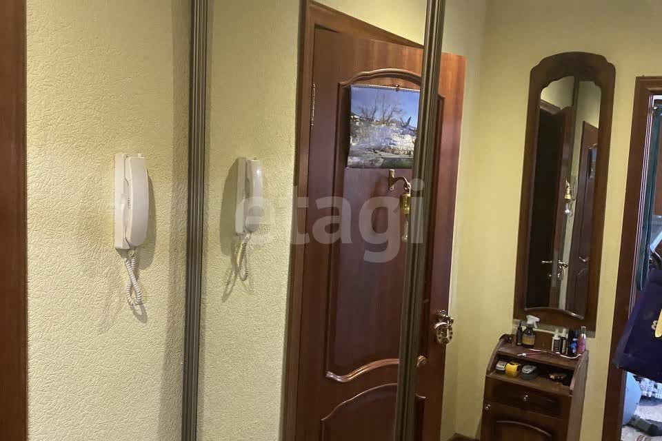 Продаётся 1-комнатная квартира, 38.1 м²