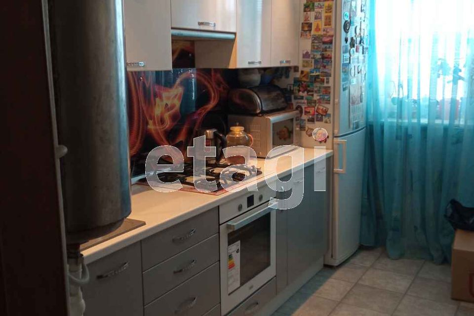 Продаётся 3-комнатная квартира, 64 м²
