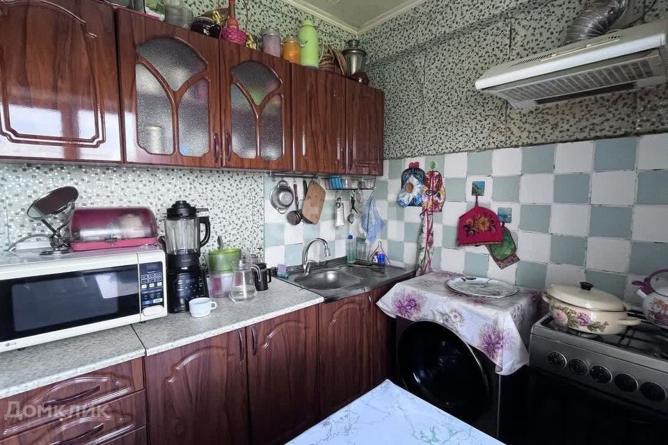 Продаётся 3-комнатная квартира, 54.8 м²