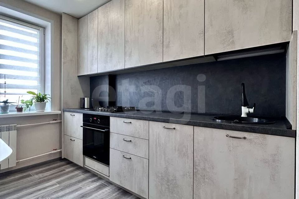 Продаётся 3-комнатная квартира, 65.3 м²