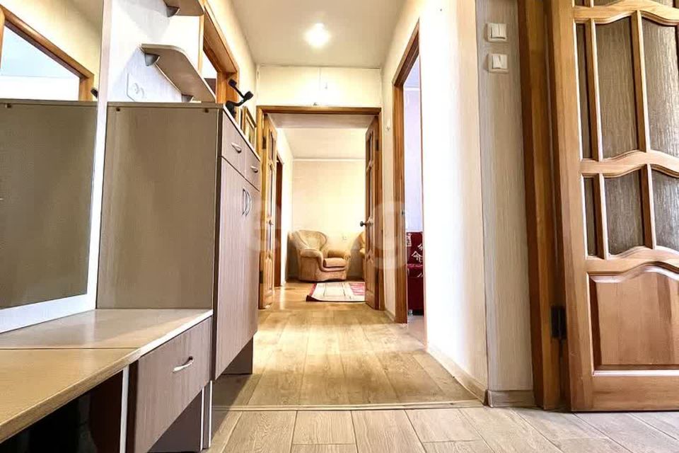 Продаётся 4-комнатная квартира, 68 м²
