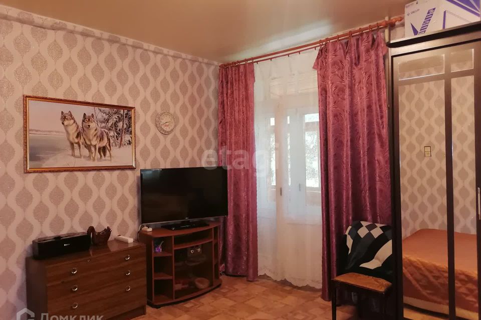Продаётся 4-комнатная квартира, 96.3 м²