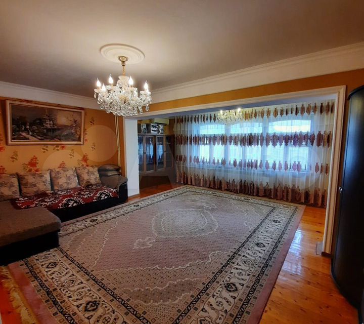 Продаётся 3-комнатная квартира, 90 м²