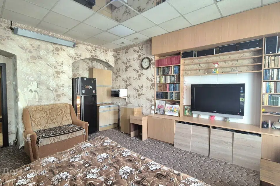 Продаётся 2-комнатная квартира, 65.6 м²