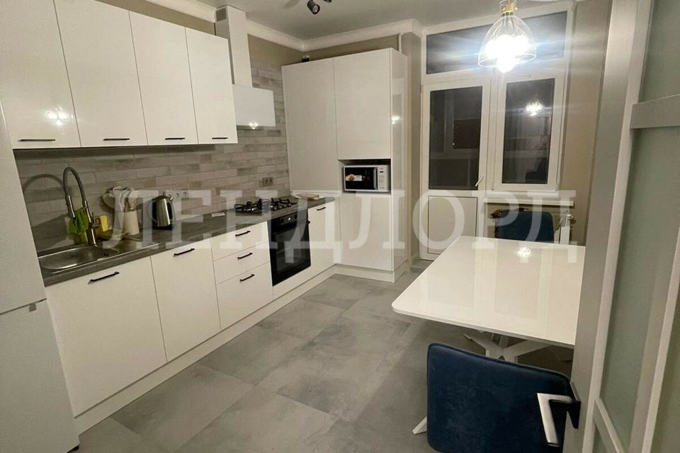 Сдаётся 1-комнатная квартира, 40 м²