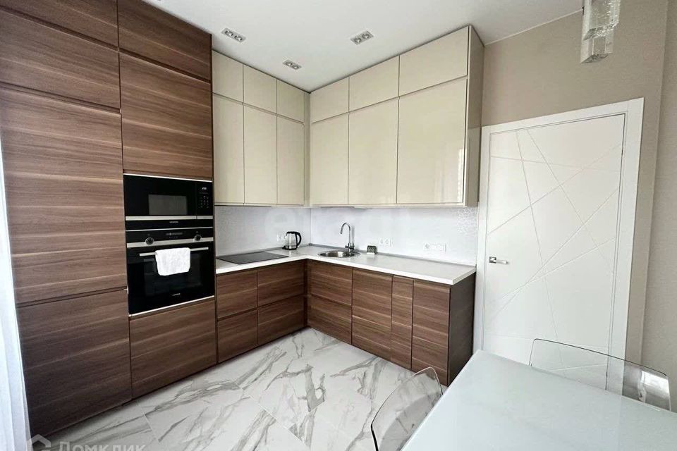 Продаётся 2-комнатная квартира, 56 м²