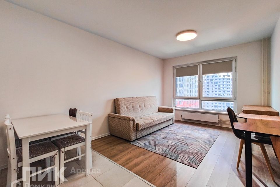 Сдаётся 2-комнатная квартира, 56 м²