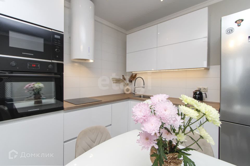 Продаётся 1-комнатная квартира, 53.1 м²