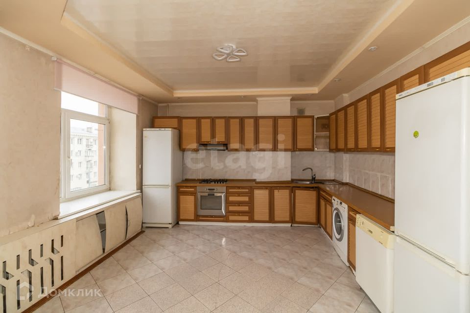 Продаётся 3-комнатная квартира, 85.5 м²