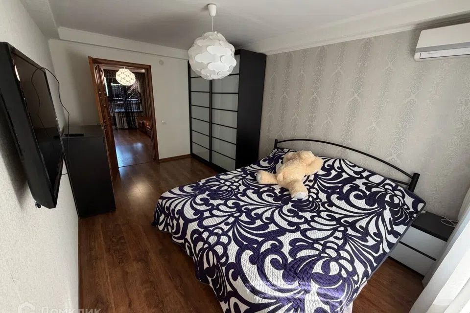 Продаётся 3-комнатная квартира, 60 м²
