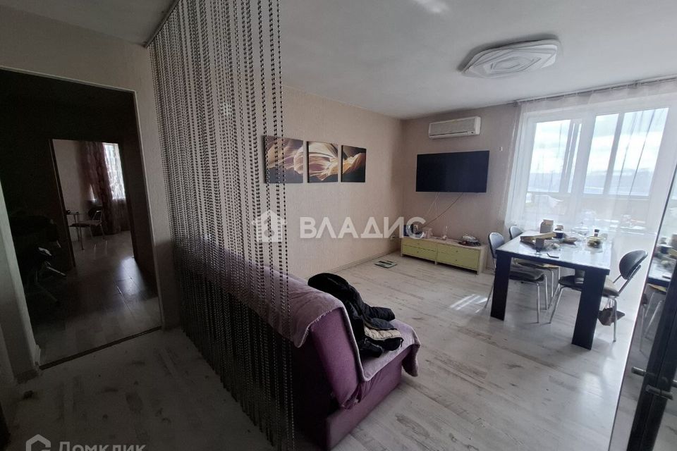Продаётся 3-комнатная квартира, 72 м²