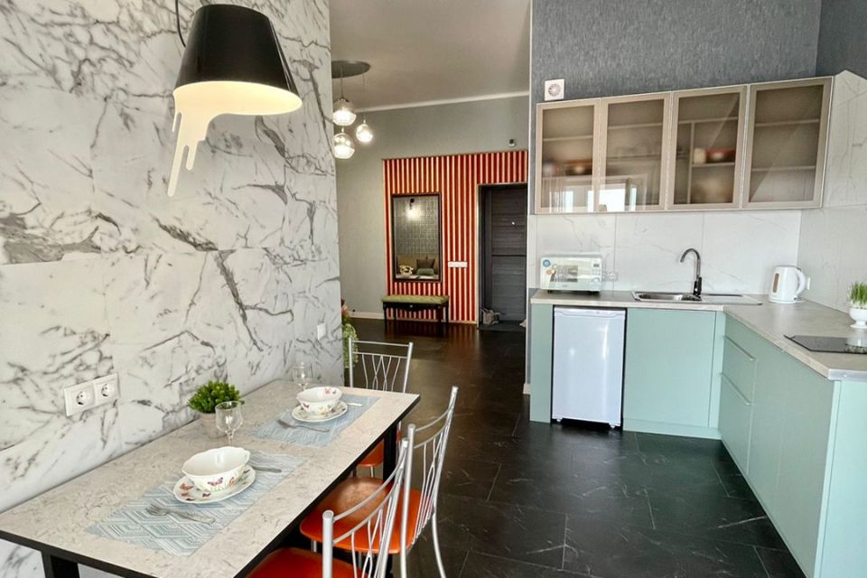 Продаётся 1-комнатная квартира, 49.2 м²