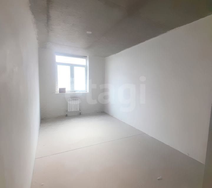 Продаётся 2-комнатная квартира, 71.1 м²