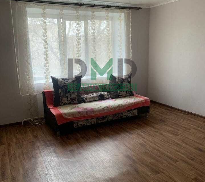 Продаётся 1-комнатная квартира, 35.8 м²
