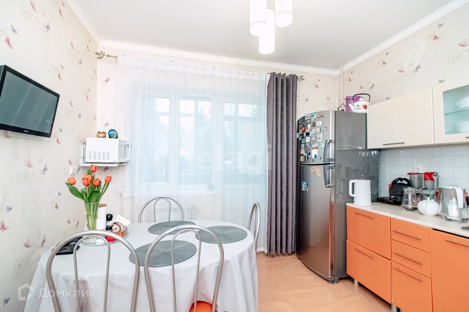 Продаётся 3-комнатная квартира, 72.8 м²
