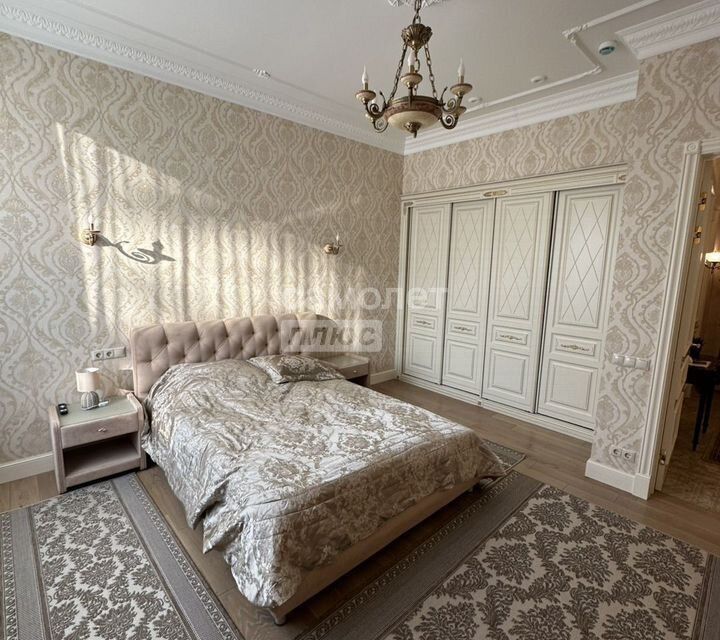 Продаётся 2-комнатная квартира, 70.8 м²