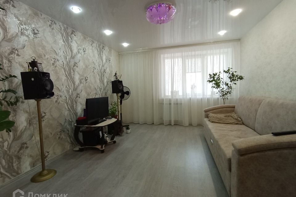 Продаётся 3-комнатная квартира, 59.5 м²