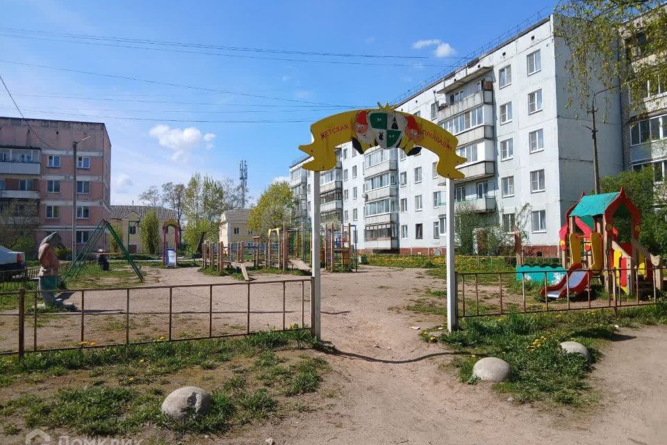 Продаётся 4-комнатная квартира, 74.9 м²