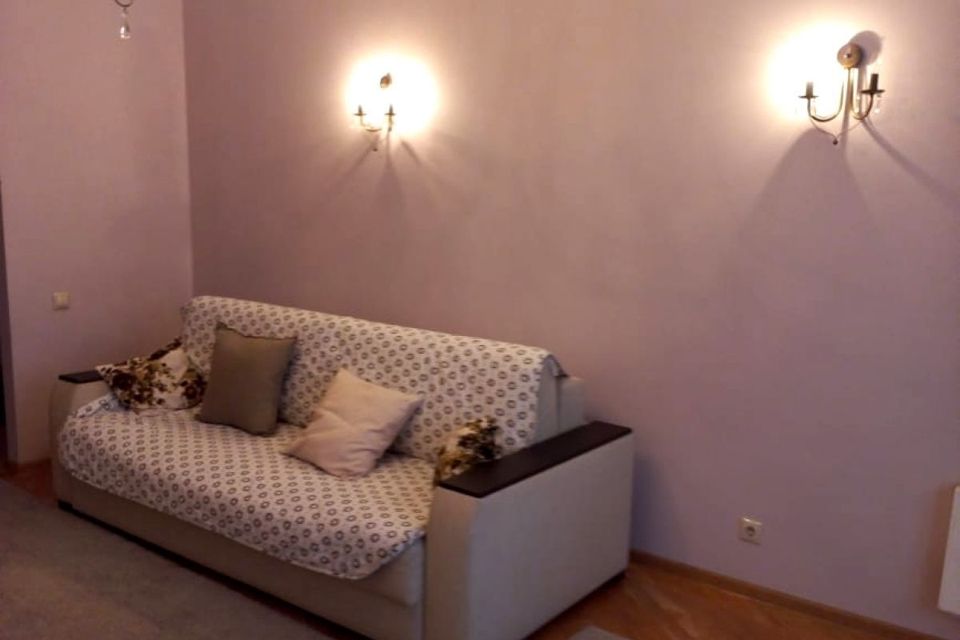 Сдаётся 3-комнатная квартира, 100 м²