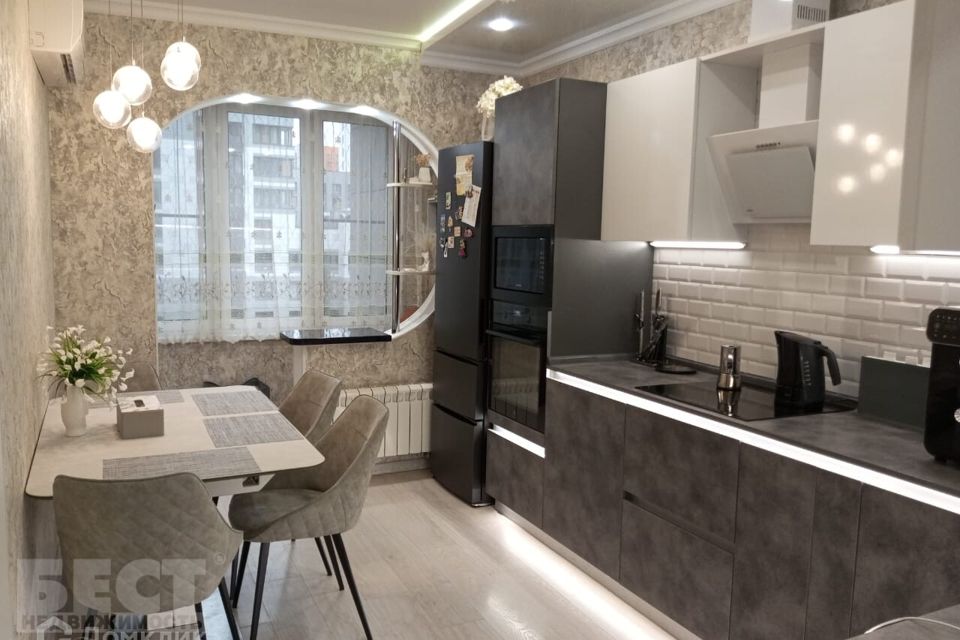 Продаётся 2-комнатная квартира, 57.2 м²