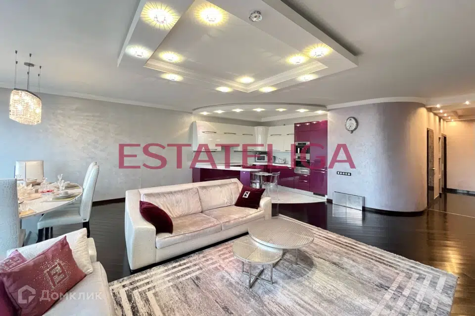 Продаётся 2-комнатная квартира, 120 м²