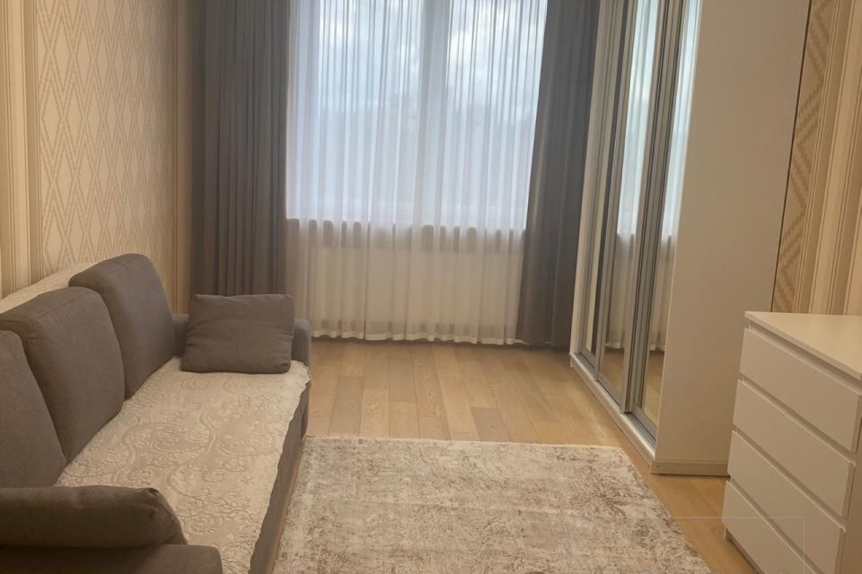 Продаётся 2-комнатная квартира, 64.4 м²