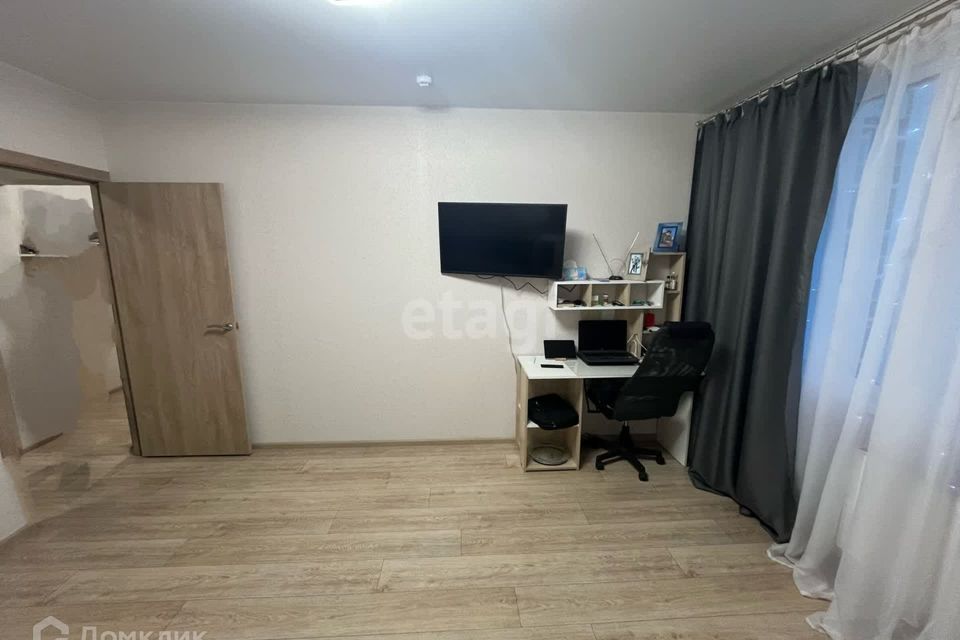 Продаётся 1-комнатная квартира, 36.8 м²