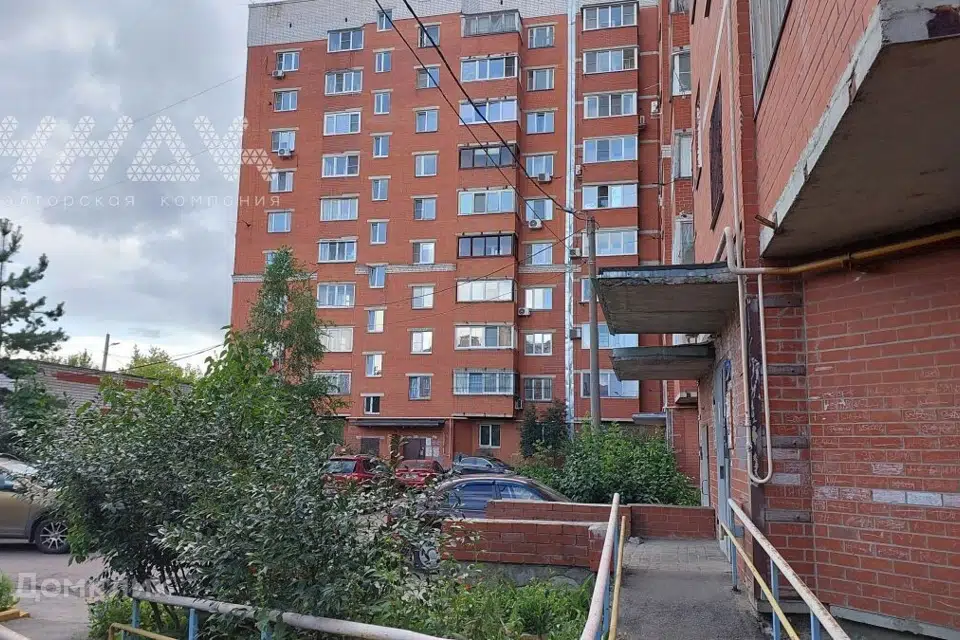 Продаётся 4-комнатная квартира, 96.7 м²