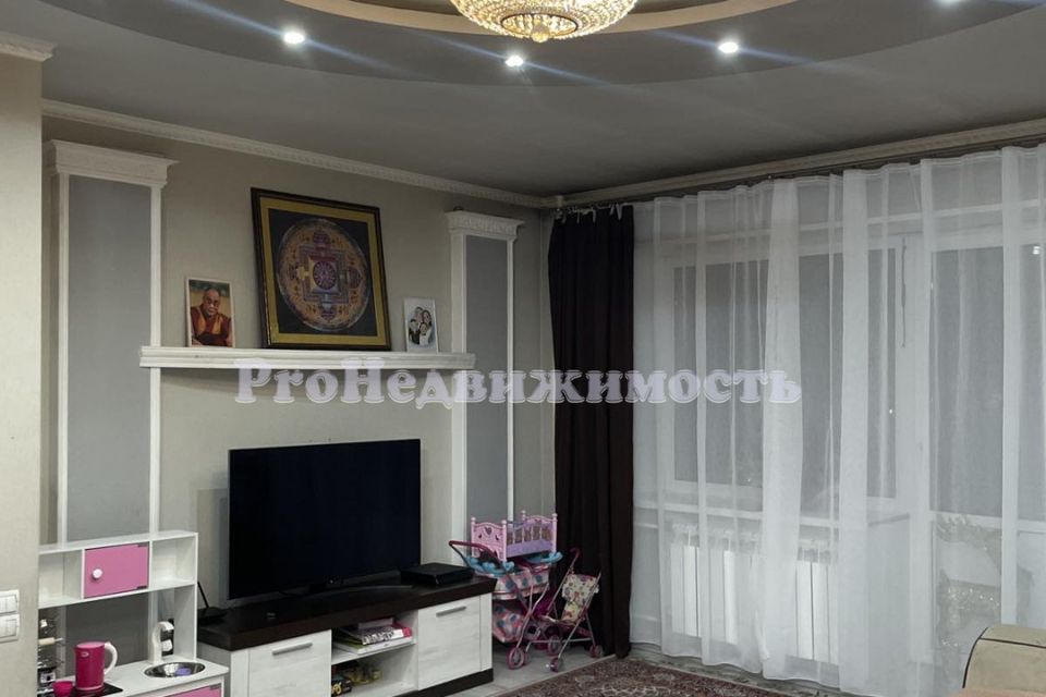 Продаётся 4-комнатная квартира, 72.6 м²