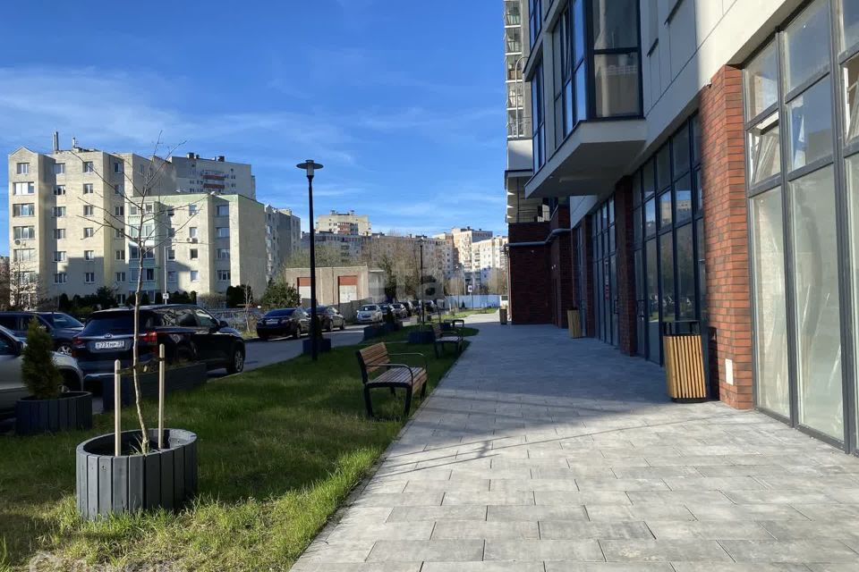 Продаётся 2-комнатная квартира, 63.8 м²
