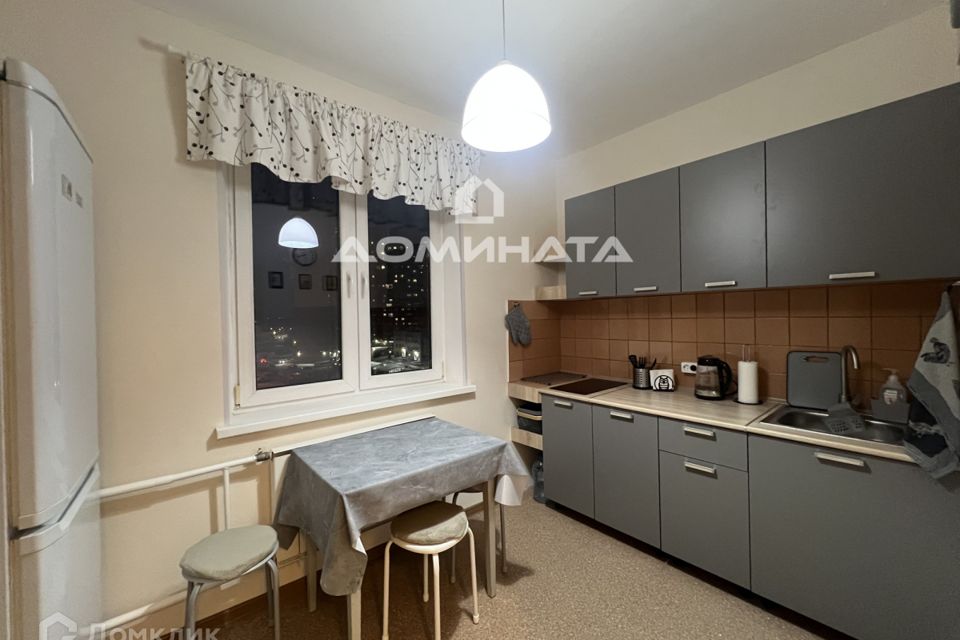 Сдаётся 1-комнатная квартира, 40 м²