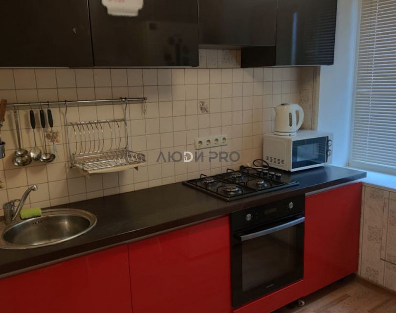 Сдаётся 1-комнатная квартира, 35 м²