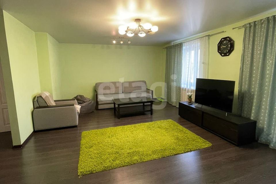 Продаётся 3-комнатная квартира, 98.4 м²
